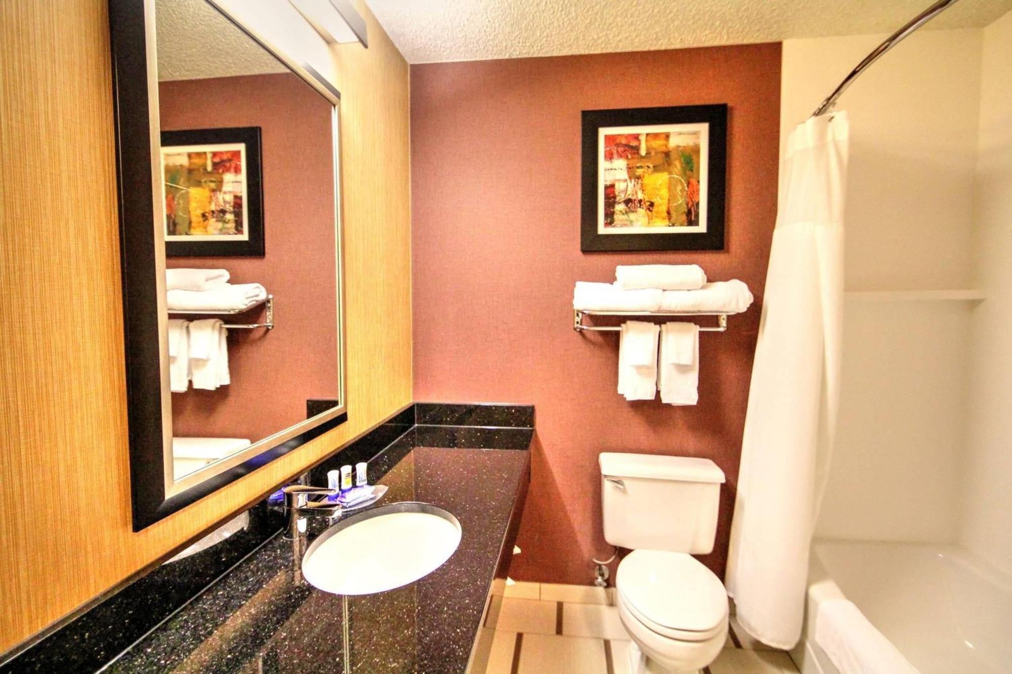 Fairfield Inn Boise Airport Екстериор снимка